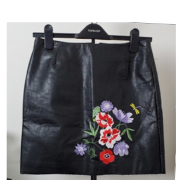 Black skirt, faux leather, embroidered - Picture 1 of 11